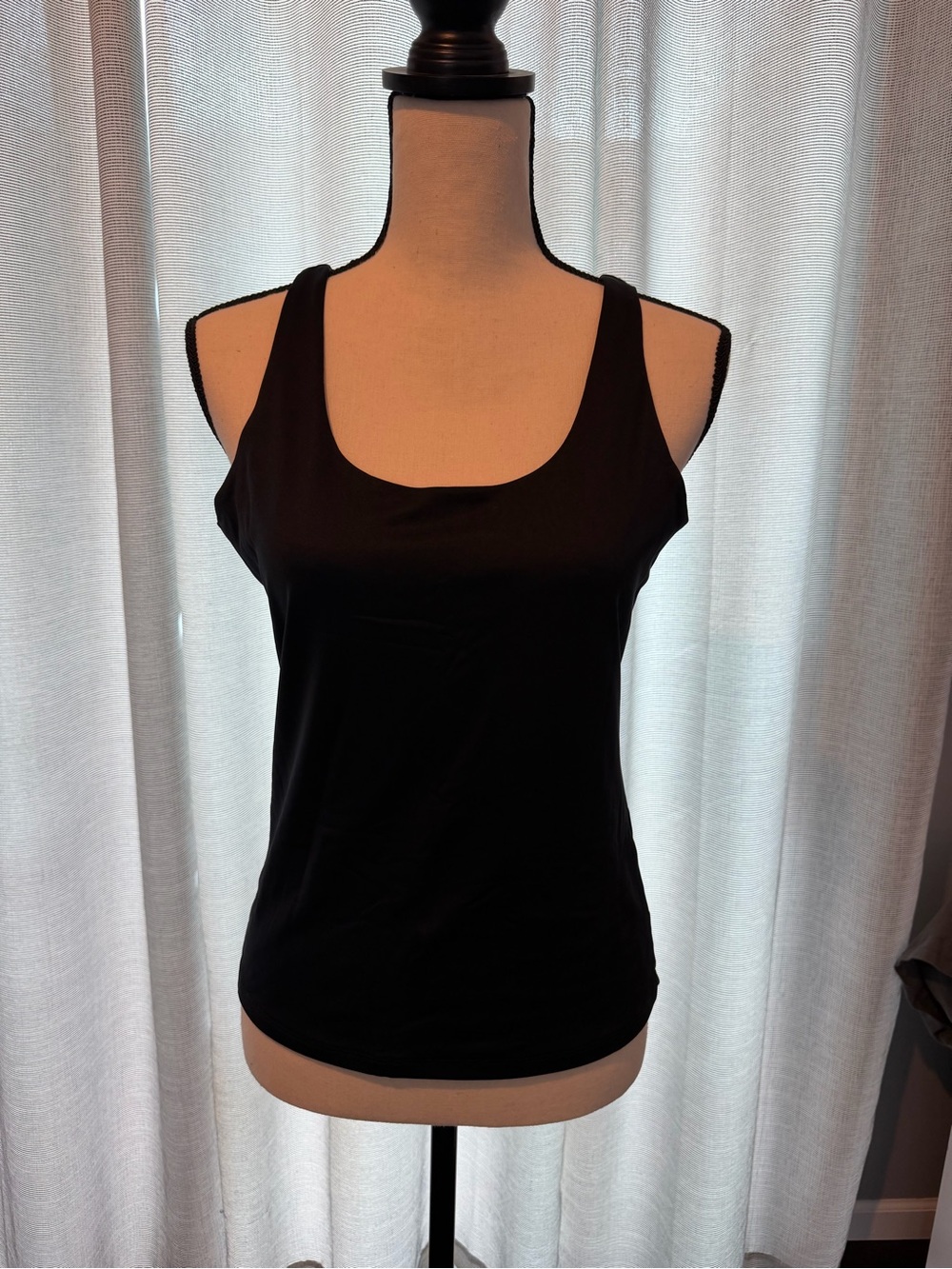 Abercrombie & Fitch Body Contour Black Scoop Neck Tank Top